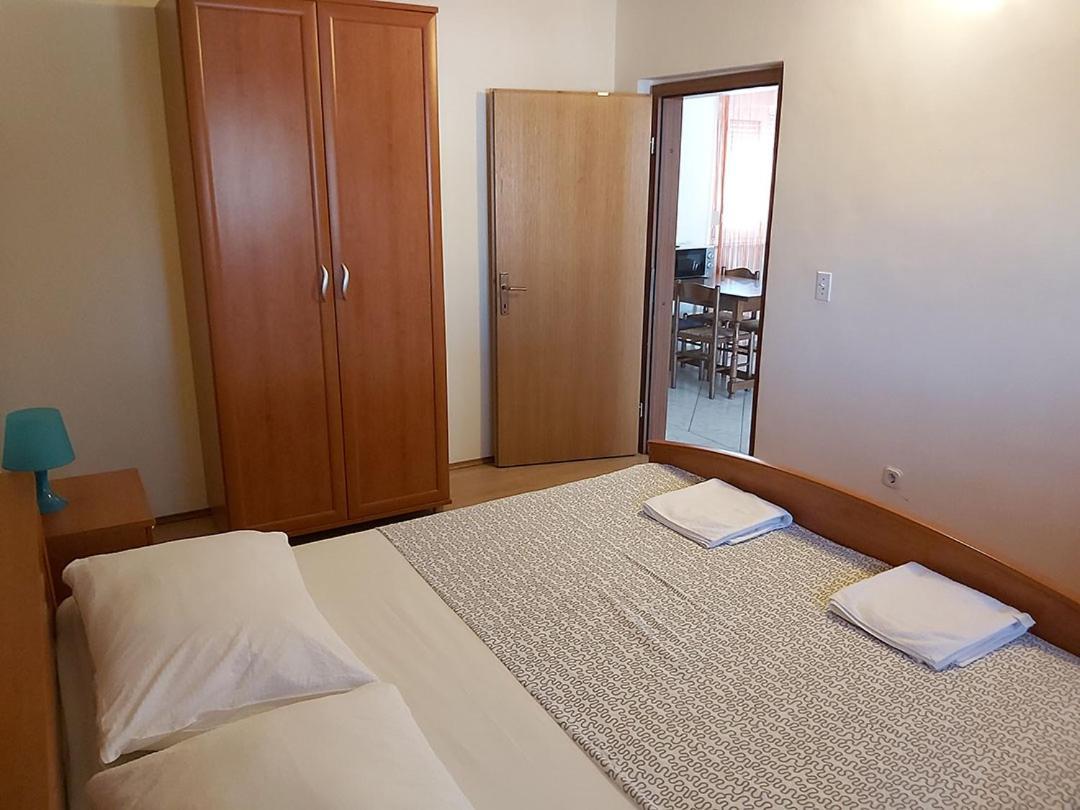 Apartments Elvir นิน ภายนอก รูปภาพ