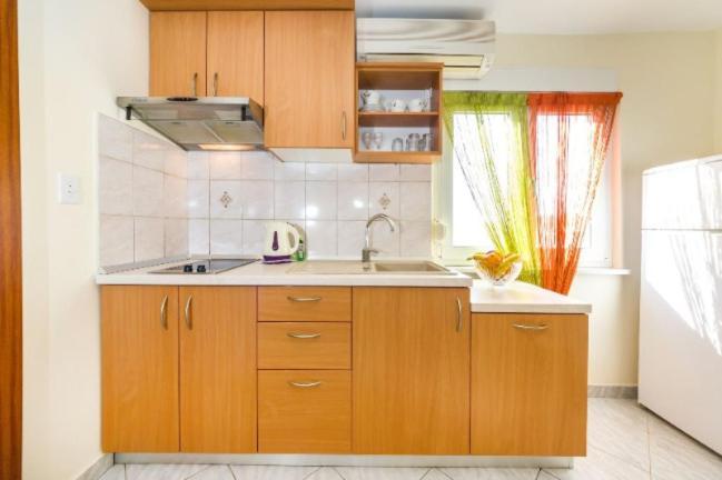 Apartments Elvir นิน ภายนอก รูปภาพ