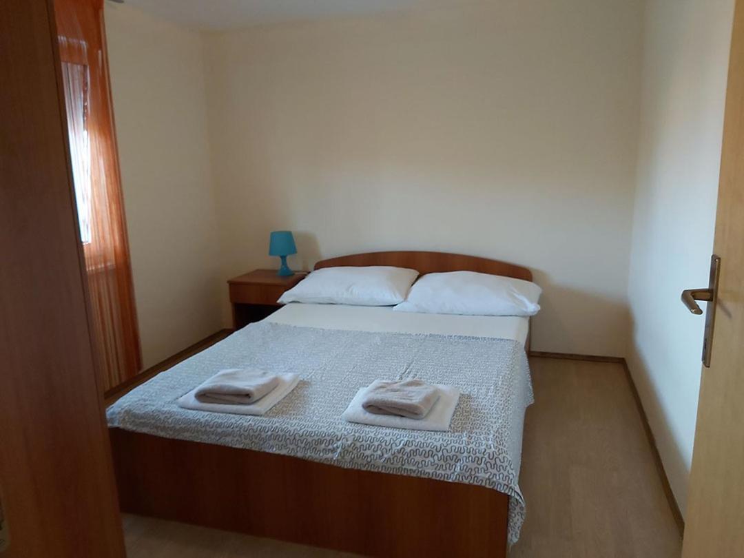 Apartments Elvir นิน ภายนอก รูปภาพ
