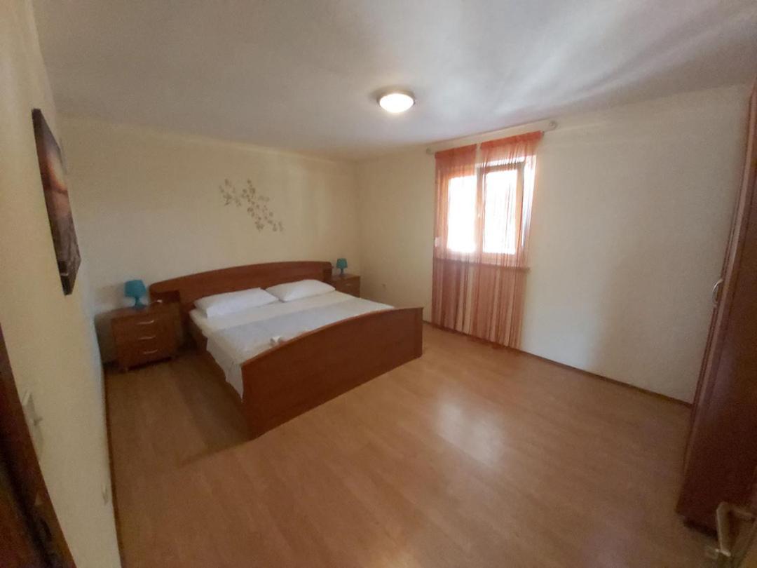Apartments Elvir นิน ภายนอก รูปภาพ